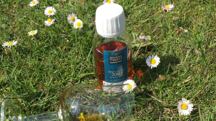 Rivière du Mât Grand Millésime 2003 (17 ans) Single Cask Fût 1685 (70 cl, 46%). Prix : 89 €. Distributeur : Dugas.