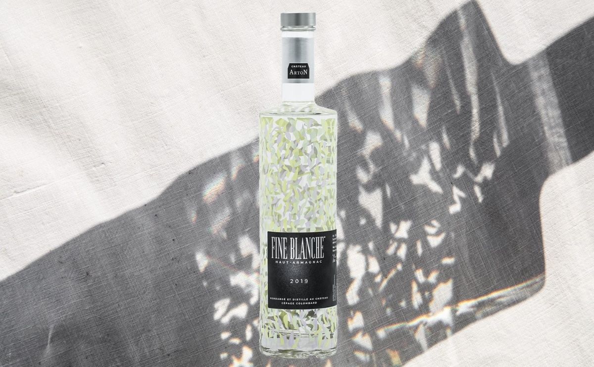 BANNER CAVEMAN Fine Blanche 2019